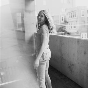 Meet your Posher, Kaitlyn